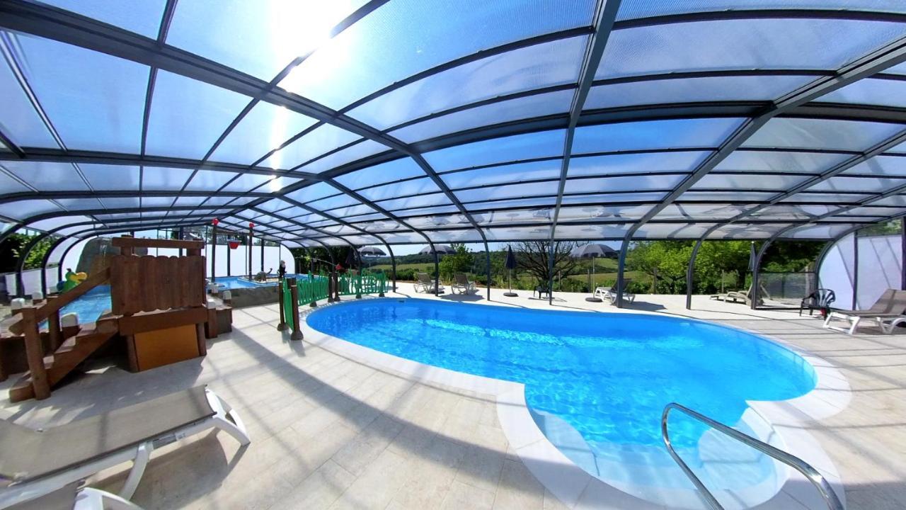 Camping Les Terrasses De Dordogne Rouffignac Saint-Cernin Dış mekan fotoğraf