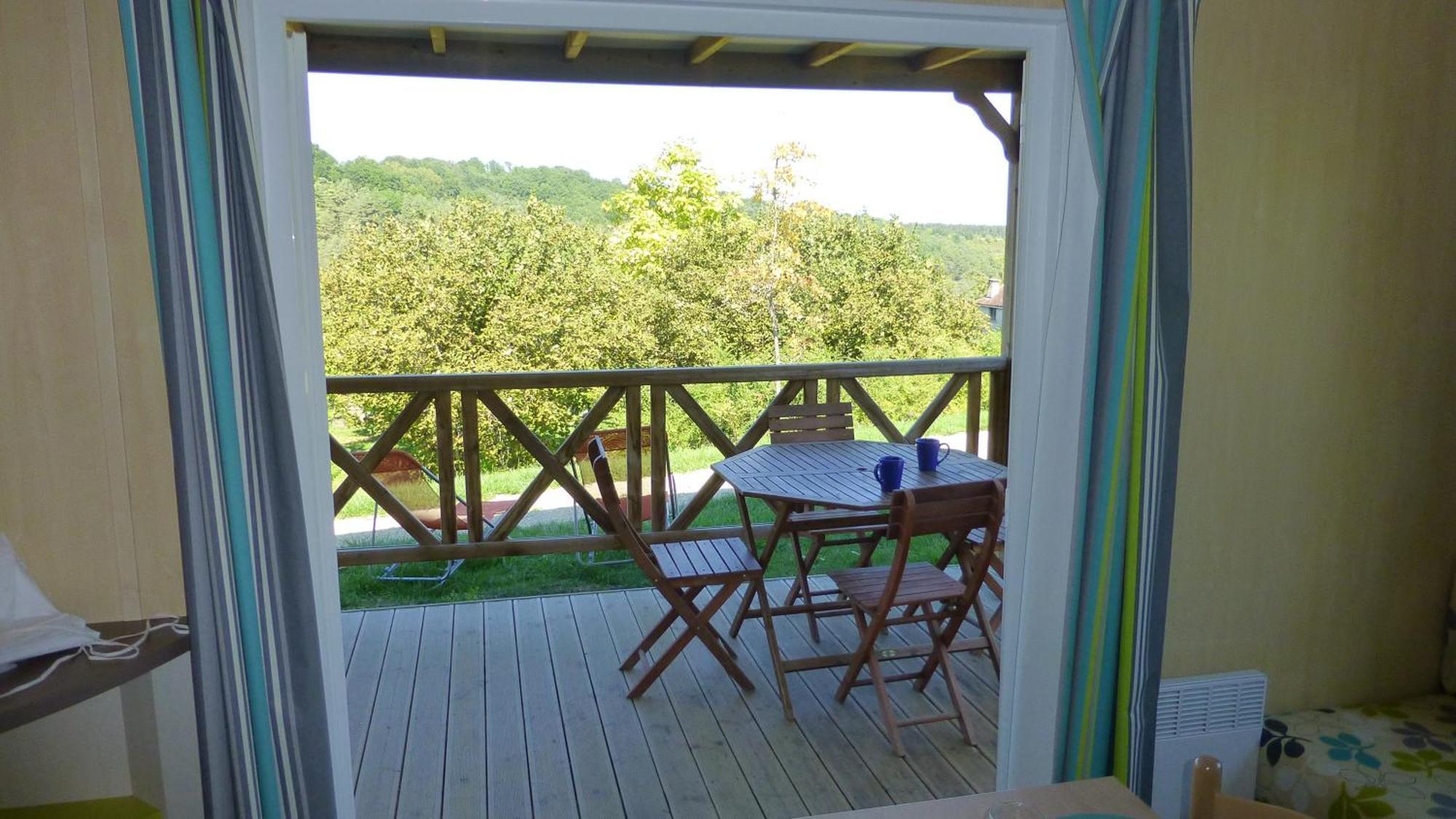 Camping Les Terrasses De Dordogne Rouffignac Saint-Cernin Oda fotoğraf
