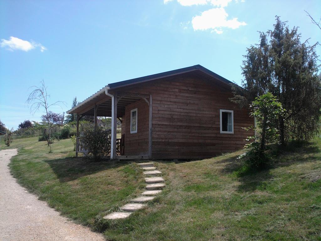 Camping Les Terrasses De Dordogne Rouffignac Saint-Cernin Oda fotoğraf